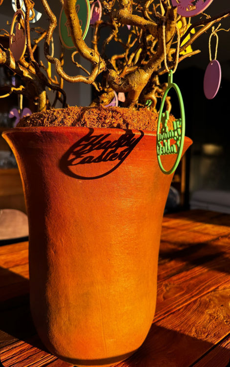 Afbeeldingen van 3D-geprinte Paashanger met Fijne Paasfiguren – Personaliseerbare Kleur