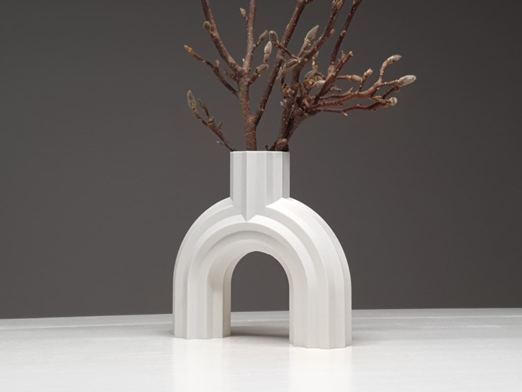 Afbeeldingen van Bridge Vaas – Elegant Design voor Thuis of Horeca