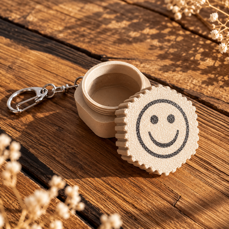 Afbeeldingen van Mini Opbergcontainer Sleutelhanger | Praktisch Doosje voor Onderweg | Smiley